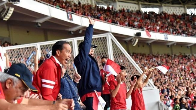 Ekspresi Sri Mulyani Menonton Pertandingan Indonesia vs Thailand/Instagram 