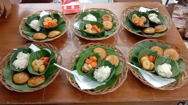 Kuliner khas Mangkunegaran. (Suara.com/Ari Welianto)