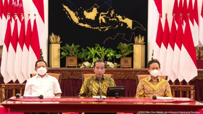 Jangan Khawatir! Jokowi Pastikan Bansos Pandemi Covid-19 akan Terus Disalurkan Meski PPKM Dicabut