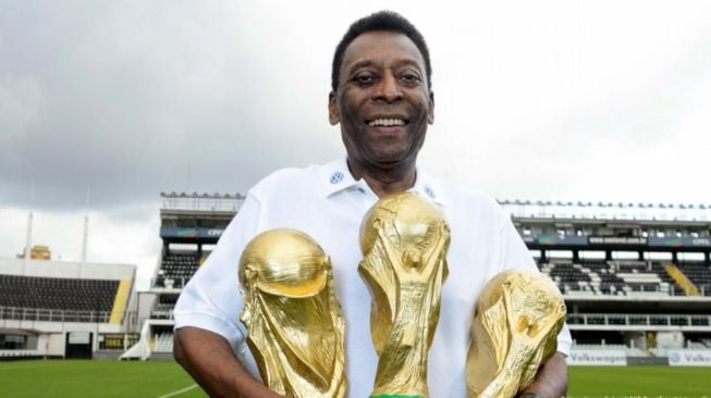 Pele menjadi pemain yang paling banyak memenangkan Piala Dunia, yakni di tahun 1958, 1962 dan 1970.  (Facebook/FIFA World Cup)