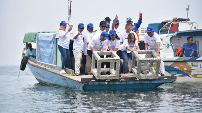 Kedepankan Pengelolaan Lingkungan dan Pemberdayaan Masyarakat, Wamendes PDTT Apresiasi ESG Pupuk Kaltim