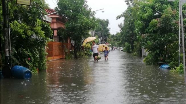 Kota Semarang Dikepung Banjir, Begini Kondisinya