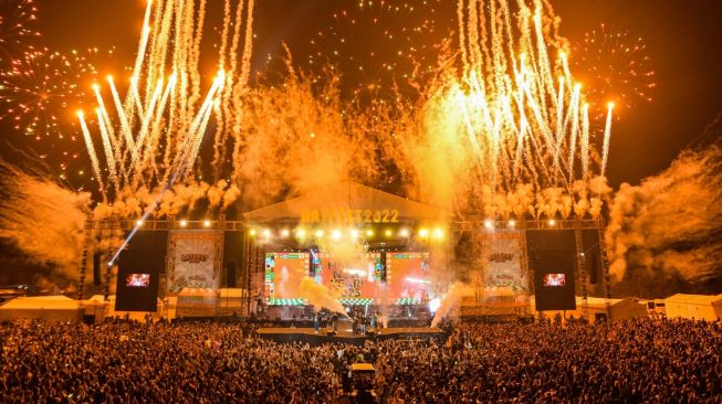 Pesta Kembang Api Batfest 2022 Masuk Rekor MURI, Bentang Pijar Capai 1 Kilometer
