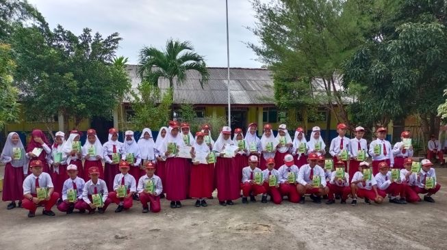 Bersama Nyalanesia, Disdikbud Sigi Fasilitasi Ribuan Siswa dan Guru Terbitkan Buku
