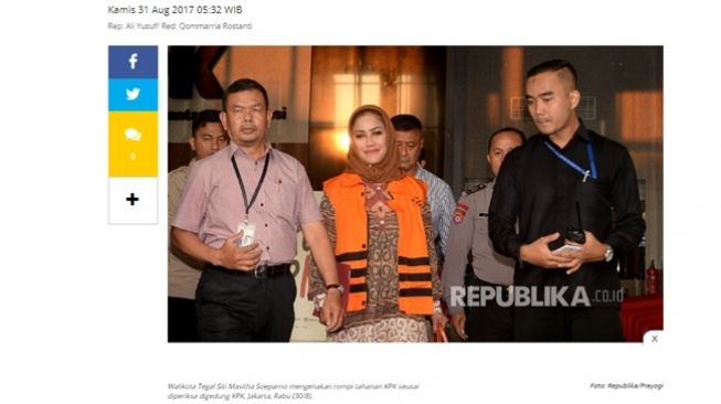 Tangkapan layar foto asli yang diedit sebagai thumbnail video dengan narasi penangkapan paksa Gubernur Jawa Timur Khofifah Indar Parawansa oleh Komisi Pemberantasan Korupsi (KPK) demi menjegal Anies Baswedan di Pilpres 2024. (Republika.co.id)