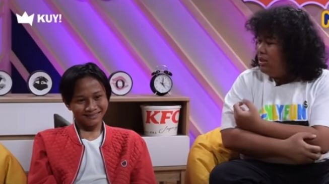 Ancam Buka Baju, Cuma Kiky Saputri yang Bisa Bikin Fajar Sadyboy Nyengir di Depan Kamera