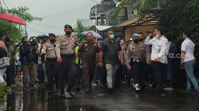 Tiba di Lokasi Pembunuhan Brigadir Yosua, Hakim Wahyu Langsung Cek Posisi CCTV