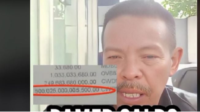 Viral Pria Pamer Rekening Rp 500 Triliun, Tantang Jokowi Ketemu di Kalimantan