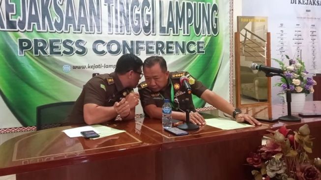 Kejati Lampung Bantah Ada OTT Dua Pejabat Kejari Pringsewu, Faktanya Seperti Ini