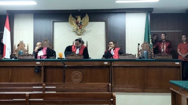 Anggota Brimob Polda Sulsel Divonis Hukuman 18 Tahun Penjara