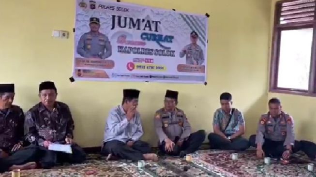 Gelar Jumat Curhat, Polres Solok Minta Niniak Mamak Berperan Cegah Masalah Generasi Muda