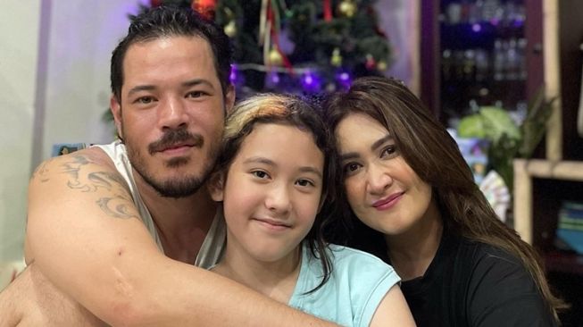 Adu Kompak Nafa Urbach dan Gisel Bareng Mantan Suami (Instagram/@nafaurbach)