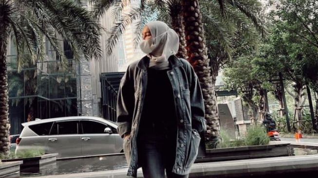 Outfit Olla Ramlan yang Jadi Sorotan (Instagram/@ollaramlan)