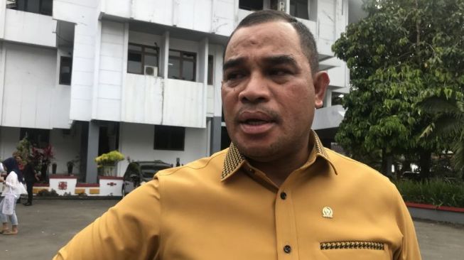 DPRD Minta Pemkot Atasi Sampah Untuk Wujudkan Ambon Bersih 2023