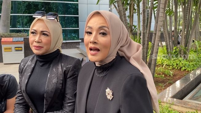 Ferry Irawan Kini Dilaporkan Kasus KDRT, Elma Theana Menyesal Kenalkan ke Venna Melinda?