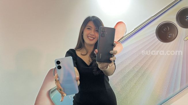 Realme 10 Pro diluncurkan di Indonesia, Selasa (10/1/2023). [Suara.com/Dicky Prastya]
