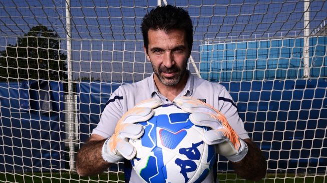 Tampil Kesetanan Lawan Inter, Bukti Gianluigi Buffon Belum Habis di Usia 44 Tahun