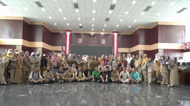 Petakan Masalah Pelayanan Masyarakat Komisi IV Rapat Terbuka dengan Kasi Kemas se-Kota Bogor