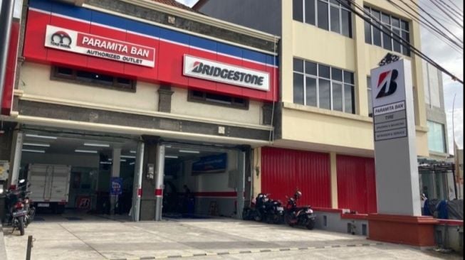 Awali 2023, Bridgestone Indonesia Hadirkan TOMO Paramita Ban Denpasar