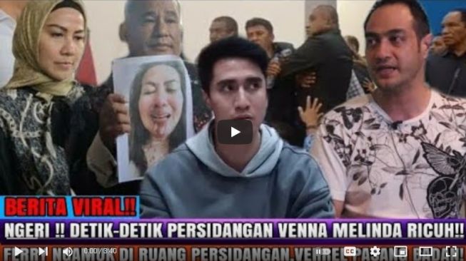 Sebuah video yang seakan mengambarkan Verrell Bramasta dan Ferry Irawan ribut di ruang sidang. [YouTube Vemi Liar]