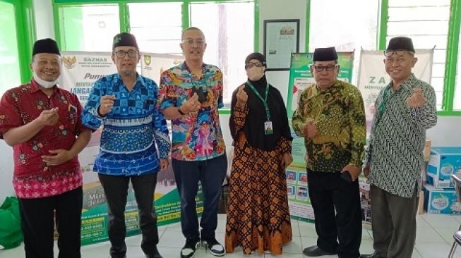 Sentuh Kalangan Masyarakat Bawah, Anggota DPRD Solo Ajak Salurkan Sedekah ke Baznas