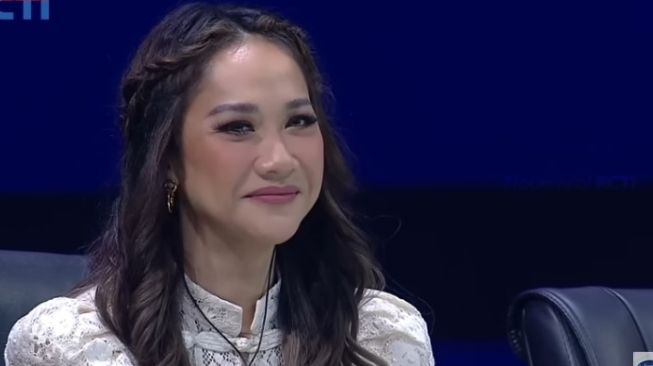 Meleleh Ditatap oleh Peserta Indonesian Idol, Bunga Citra Lestari sampai Tersipu Malu dan Sulit Berkata