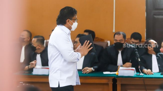 Terdakwa kasus pembunuhan Brigadir Yosua Hutabarat, Ferdy Sambo saat hadir untuk mengikuti sidang lanjutan di Pengadilan Negeri Jakarta Selatan, Selasa (17/1/2023). [Suara.com/Alfian Winanto]