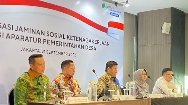 Pemkot Ambon Himbau Desa dan Negeri Lindugi Pekerja Rentan Dengan Dana Desa