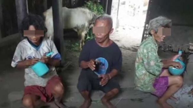 Viral Kisah Pilu 3 Lansia Disabilitas Mental, Hidup dan Makan Bareng Kambing