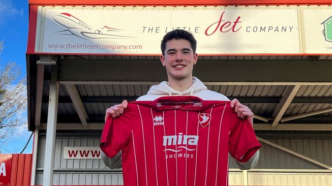 Profil Cheltenham Town, Klub Baru Elkan Baggott Setelah Tinggalkan Gillingham FC