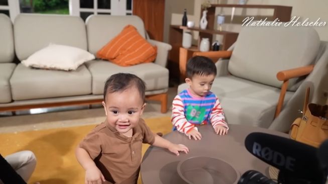 Potret Rayyanza dan Adzam Playdate (YouTube Nathalie Holscher)