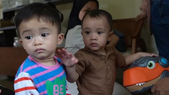 Potret Rayyanza dan Adzam Playdate (YouTube Nathalie Holscher)