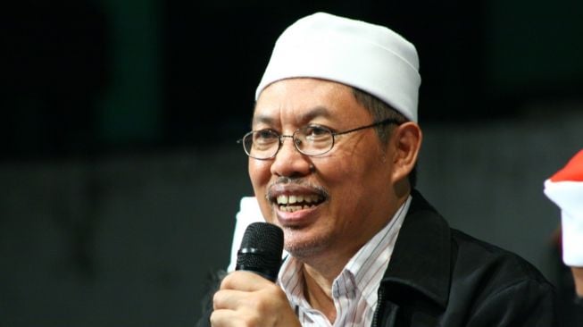 Kabar Duka, Cak Fuad Kakak Cak Nun Meninggal Dunia