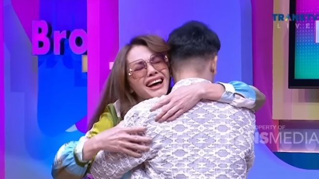 Momen Haru Pertemuan Bunda Corla dan Ruben Onsu (YouTube Trans TV Official)