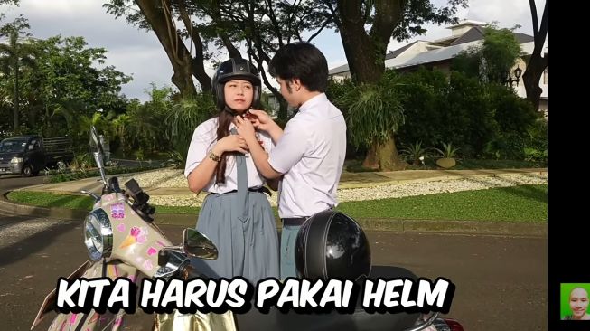 Momen Sisca Kohl Pertama Kali Naik Motor (YouTube/Jess No Limit)