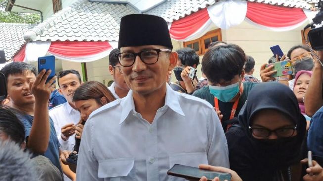 Masih Abu-abu soal Hijrah ke PPP, Politikus Gerindra Tantang Sandiaga: Kalau Mau Keluar, Keluar Sekalian!