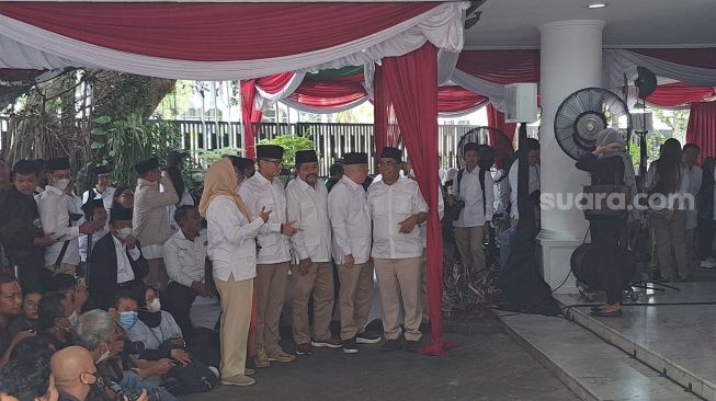 Wakil Ketua Dewan Pembina Partai Gerindra Sandiaga Uno di Sekber PKB - Gerindra. (Suara.com/Novian)