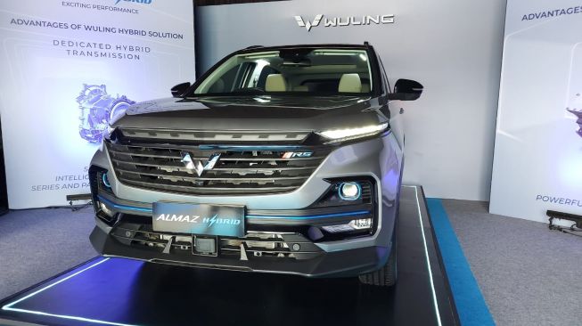 Wuling Almaz Hybrid [Wuling Motors].