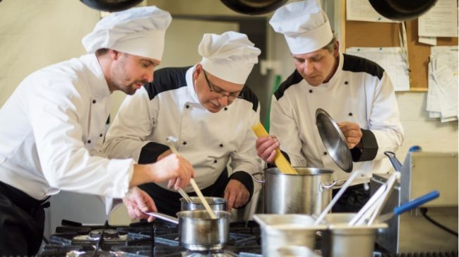 6 Skill yang Harus Dimiliki untuk Berkarier Menjadi Chef Profesional