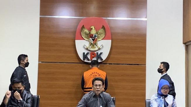 Jadi Buronan KPK Selama 4 Tahun, Eks Petinggi GAM Izil Azhar Resmi Ditahan Kasus Korupsi Pembangunan Dermaga Sabang