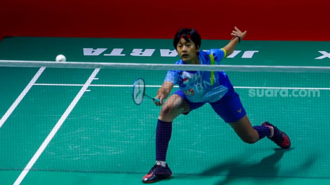 Pebulu tangkis tunggal putri Indonesia Putri Kusuma Wardani saat bertanding melawan tunggal putri Korea Selatan AN Se Young dalam babak 16 besar Daihatsu Indonesia Masters 2023 di Istora Senayan, Jakarta Pusat, Kamis (26/1/2023). [Suara.com/Alfian Winanto]