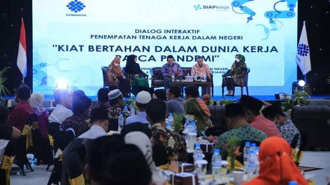 Hadapi Lonjakan PHK, Kemnaker Pertemukan Pencari Kerja dan Pelaku Industri