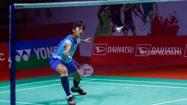 Pebulu tangkis tunggal putri Indonesia Putri Kusuma Wardani saat bertanding melawan tunggal putri Korea Selatan AN Se Young dalam babak 16 besar Daihatsu Indonesia Masters 2023 di Istora Senayan, Jakarta Pusat, Kamis (26/1/2023). [Suara.com/Alfian Winanto]