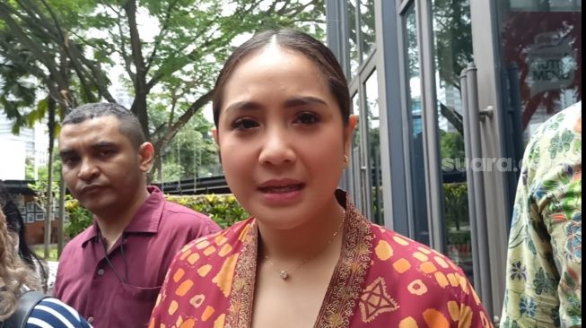 Bertemu Langsung Nagita Slavina, Seorang Penggemar Terkejut karena di Luar Ekspektasi