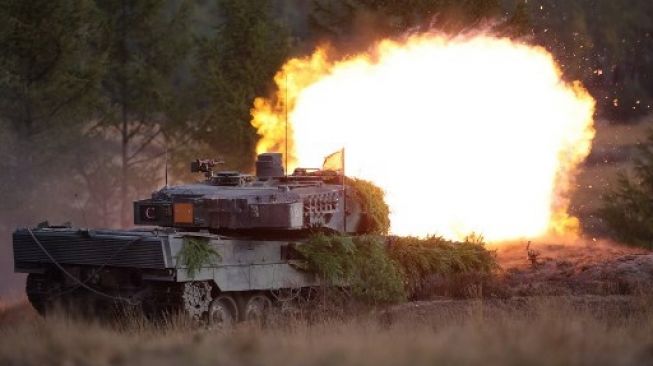 Ngeri! Rusia Siap Luncurkan Robot Canggih Penghancur Tank Jerman Dan AS Di Ukraina, Sekali Tembak Auto Hancur
