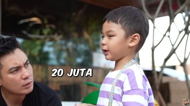 Momen Kiano borong lato-Lato Ucok Baba (YouTube/Baim Paula)