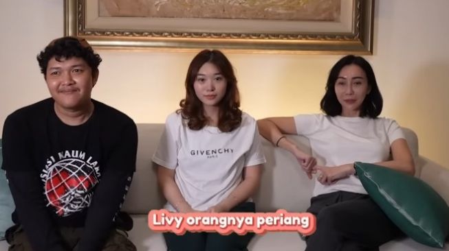 Raut Wajah Ibu Livy Renata Langsung Berubah Usai Dengar Nama Deddy Corbuzier