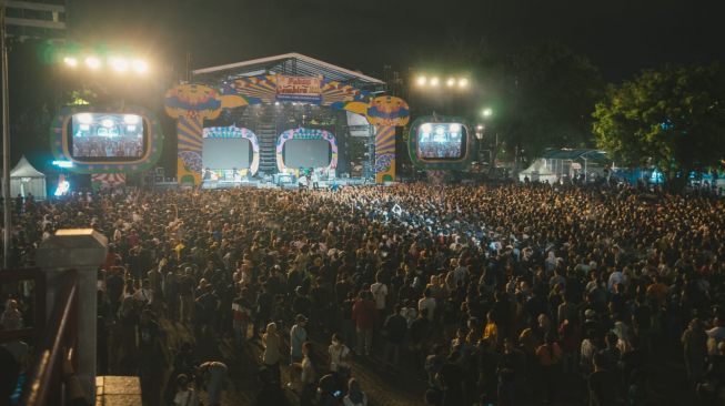 Panggung festival Pekan Gembira Ria. [dokumentasi pribadi]