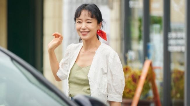 5 Fakta Jeon Do-Yeon, Pemilik Kedai Banchan dalam Drama Crush Course in Romance