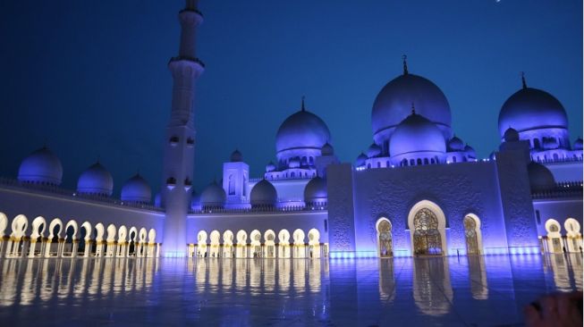 8 Hikmah Isra Miraj dalam Kehidupan Sehari-hari yang Bisa Dipetik